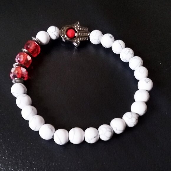 Hamsa Hand ~ Blessing Bracelet! Red Bling Beads & Howlite + Gunmetal - Picture 3 of 7